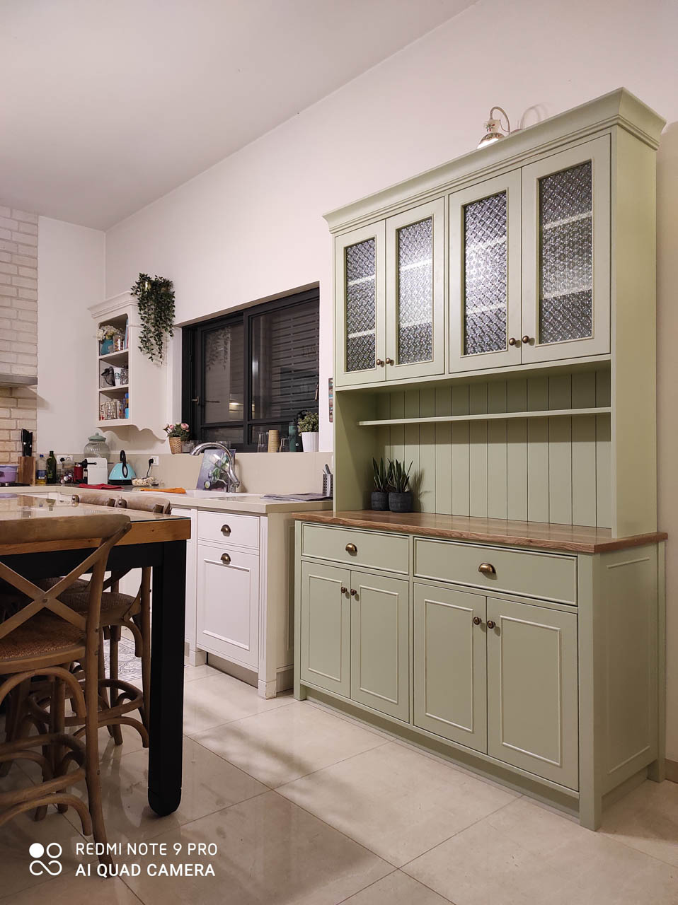 Kitchen-combined-wood-oak-black-island-grained--5