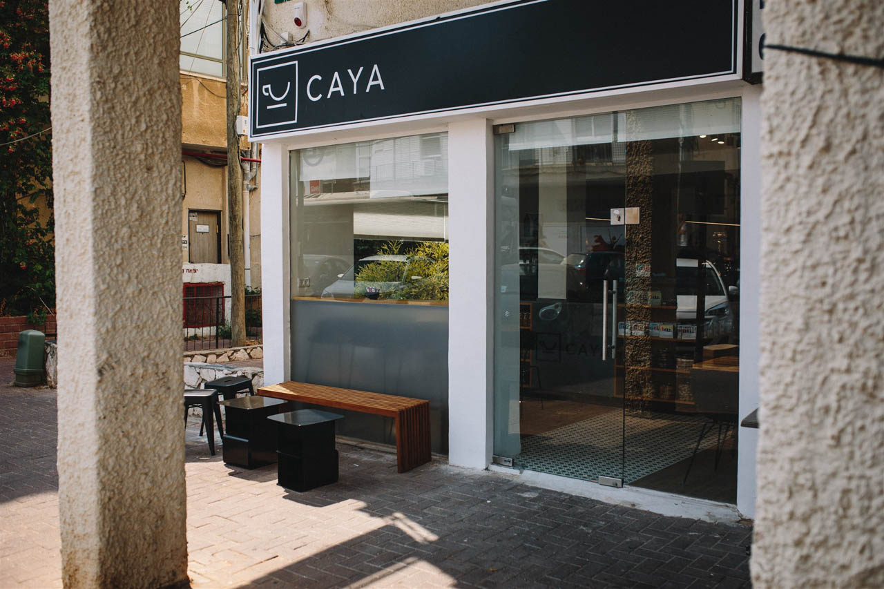 Caya