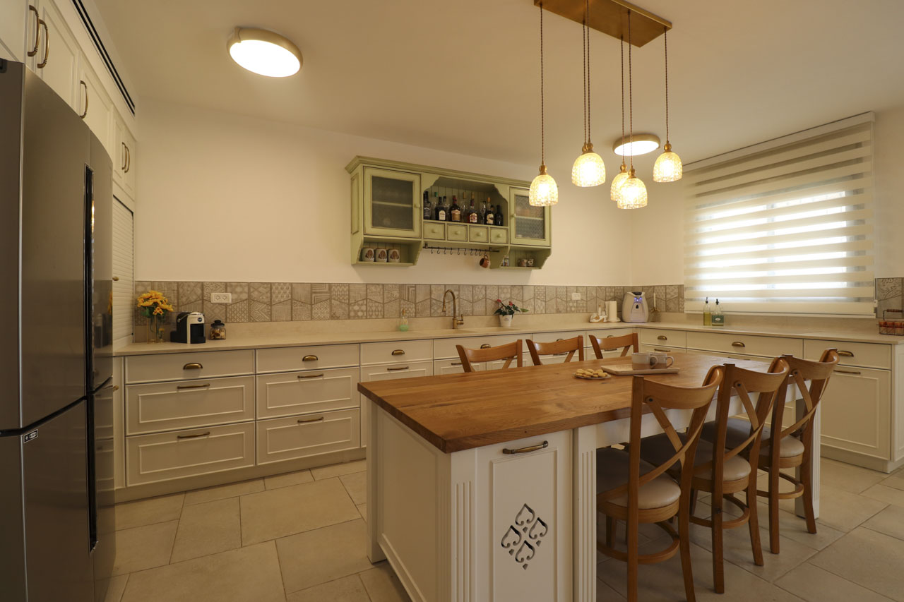 Rustic Kitchen (11)